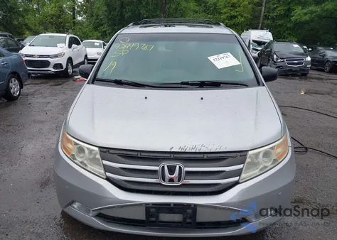 2011 Honda Odyssey Touring/Touring Elite из США, поврежденный, VIN 5FNRL5H93BB030662